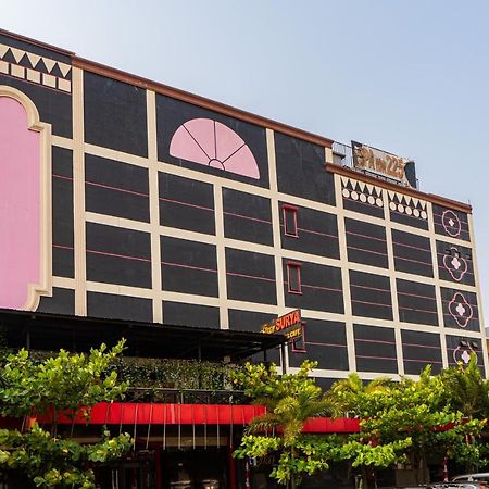 Reddoorz Plus Near Chadstone Mall Бекаси Экстерьер фото